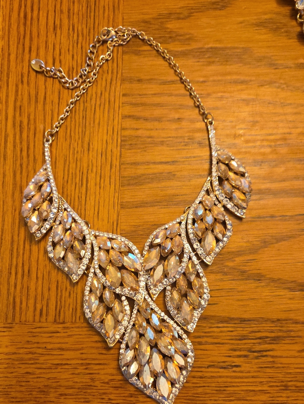 Elegant Champagne Crystal Leaf Statement Necklace -  Women Jewelry
